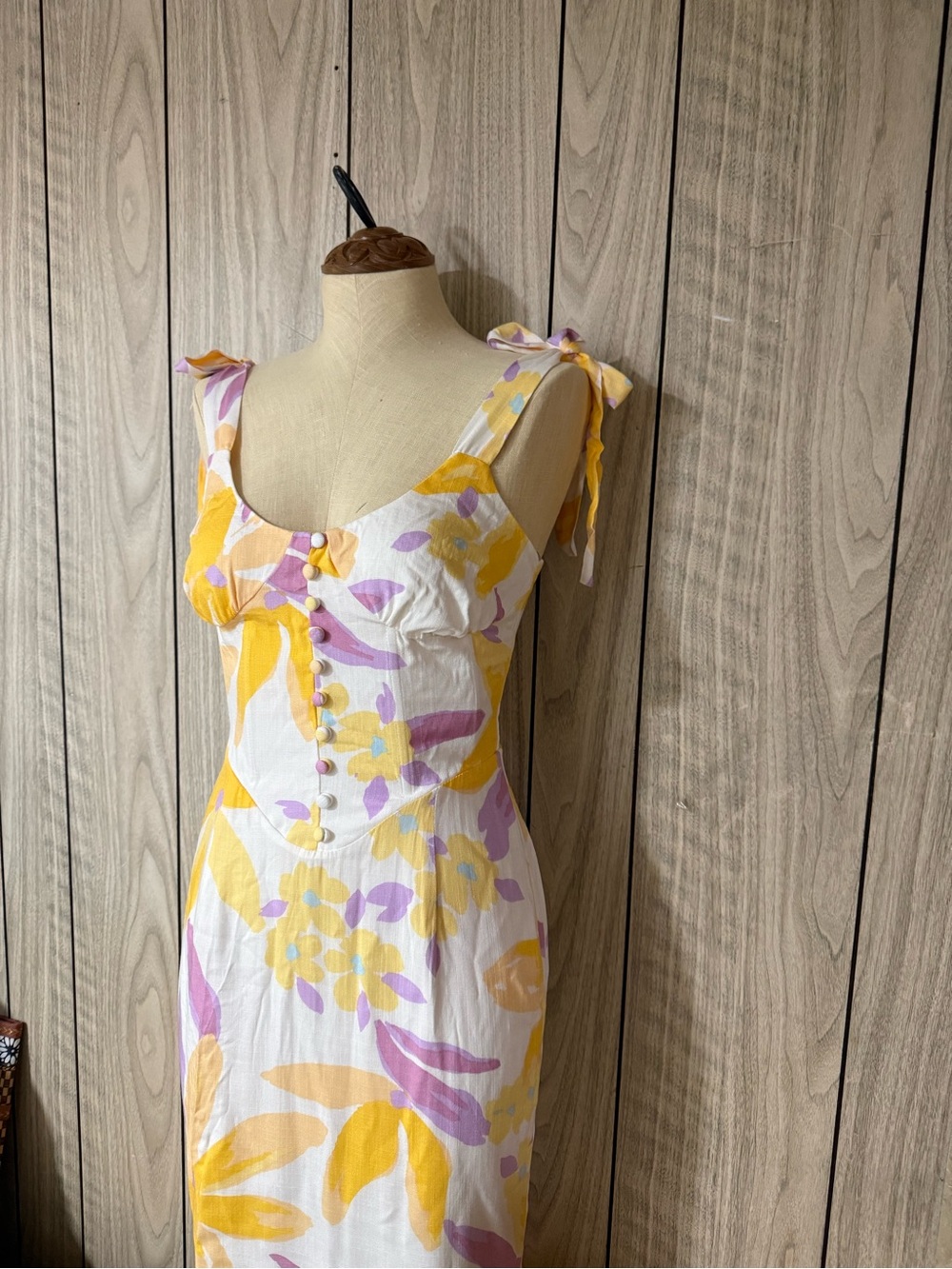 Sabo Skirt White Midi Dress with Yellow & Pink Floral Print - Picture 4 of 6